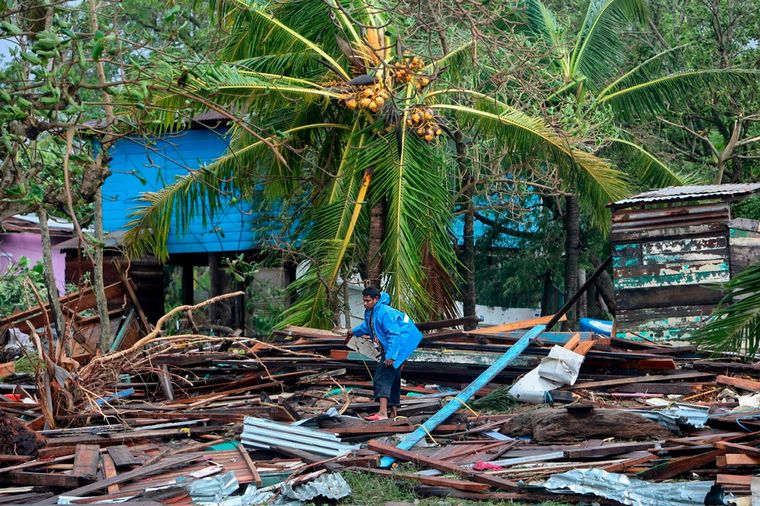 Decenas de muertos dejó el paso del huracán Eta por Centroamérica (Foto: AFP).