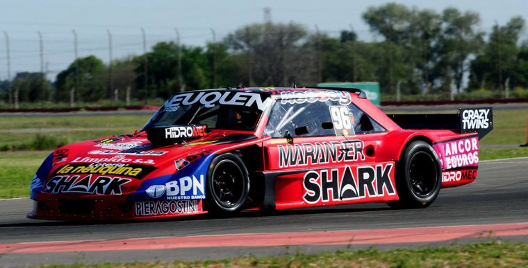 EEl neuquino Banvenutti y su Torino con el "1" para este Sábado.