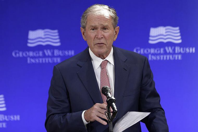 Geroge W. Bush se distancia de las acusaciones de fraude de Donald Trump.  