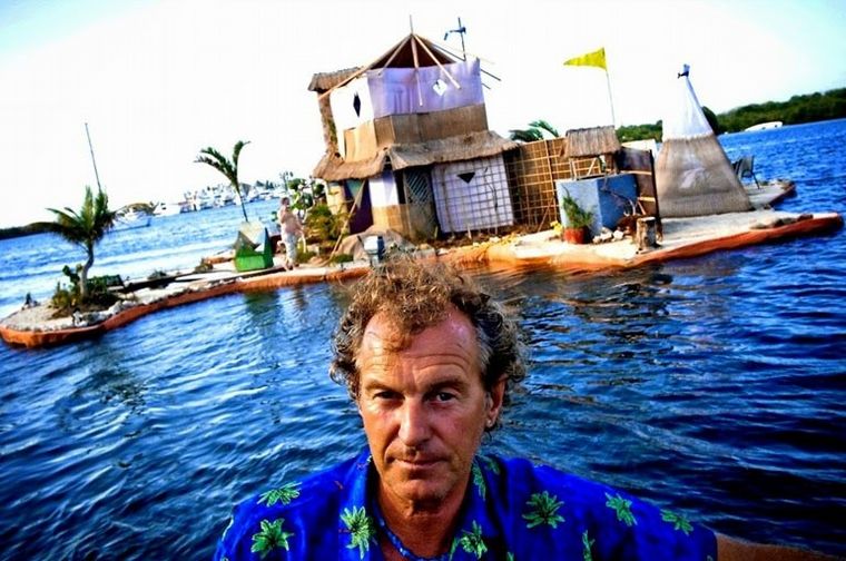 Isla flotante en Isla Mujeres