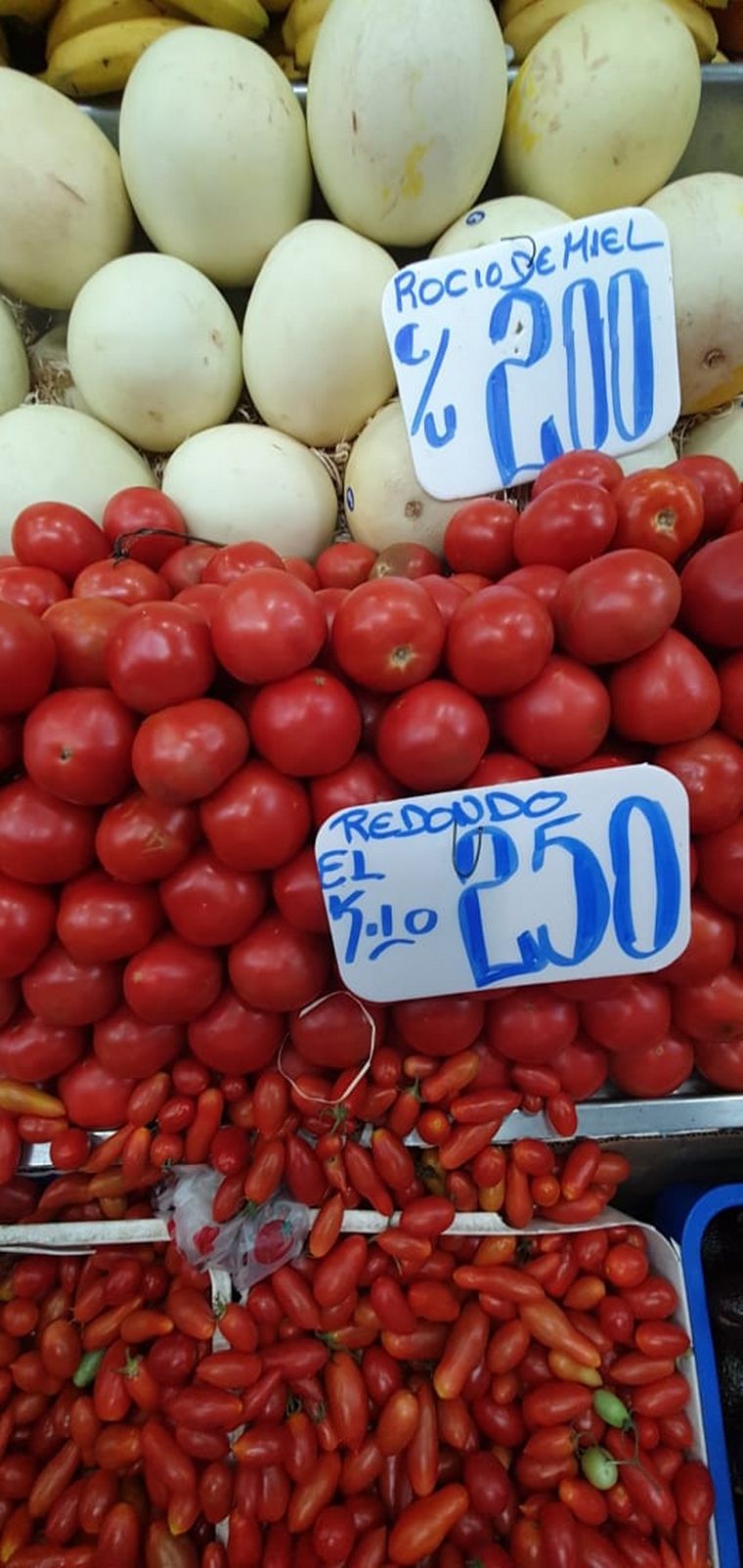 FOTO: No se consigue fruta por menos de $100 el kilo