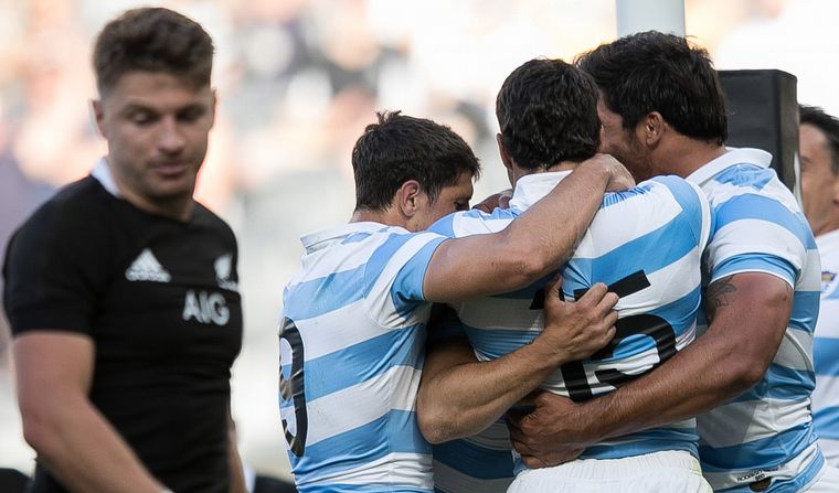 Los Pumas hicieron historia al vencer por primera vez a los All Blacks.
