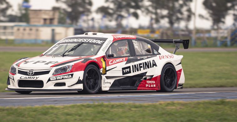 Rossi y Toyota, fueron la referencia en el arranque del Domingo.