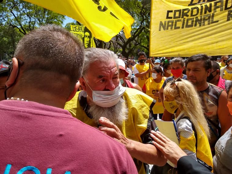 Marcha en apoyo al gobierno nacional.