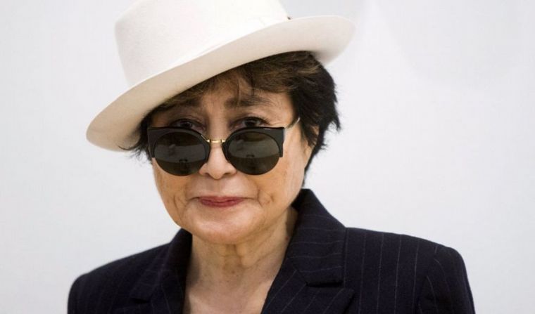 Yoko Ono cedió el legado empresarial The Beatles a su hijo (Foto: El País)