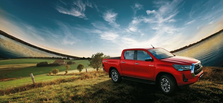 Toyota HILUX 2021