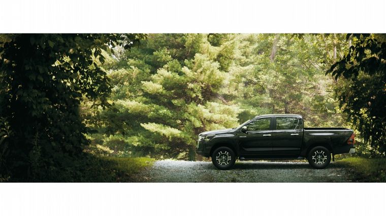 Toyota HILUX 2021