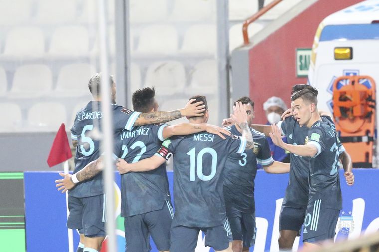 Argentina y Perú se enfrentaron en Lima.