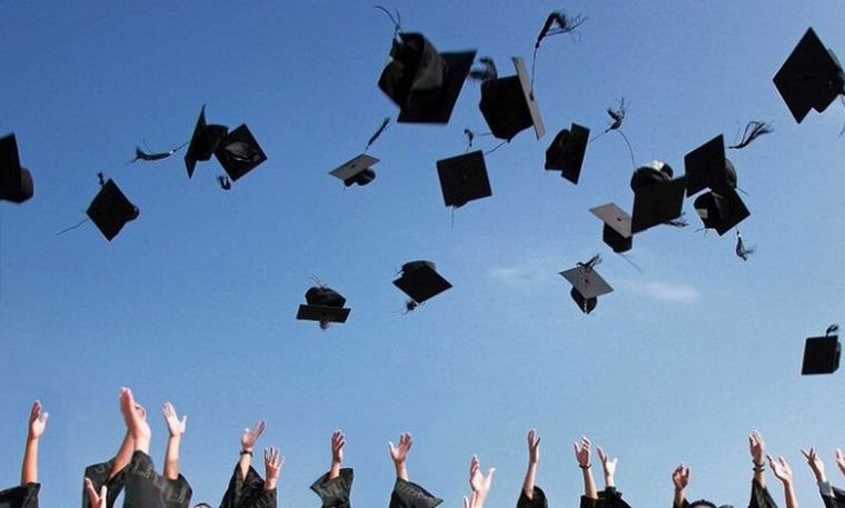 Se permitirán los actos de colación en diciembre en Córdoba (Foto ilustrativa)