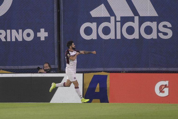 Orsini convirtió un doblete ante Boca.