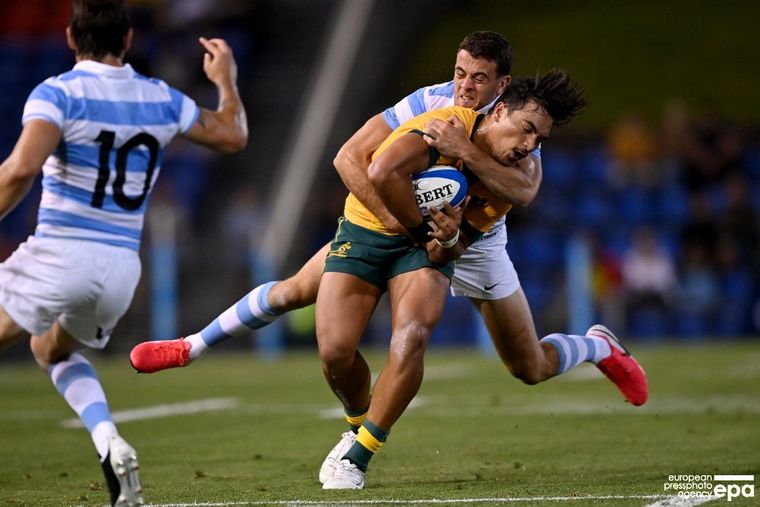 Los Pumas empataron 15 a 15 ante Australia.