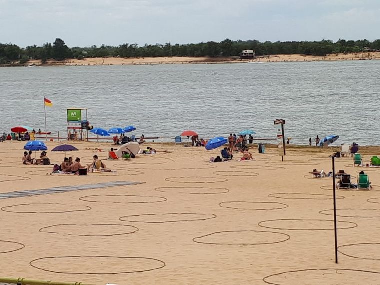 Se colocaron 1500 círculos de distanciamientos en el balneario "La Florida"