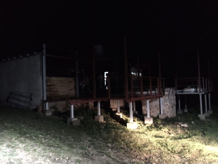 Se incendió la casa del actor Diego Reinhold en Calamuchita