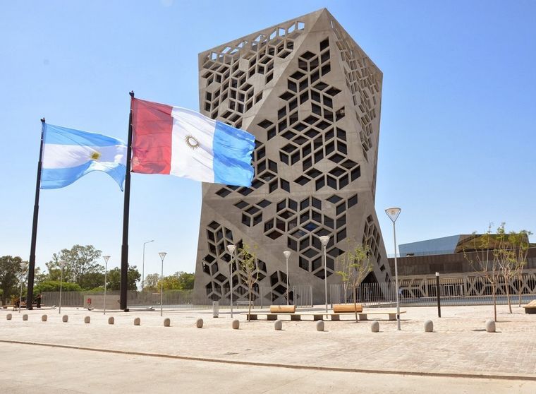 El martes comienza el pago a empleados provinciales