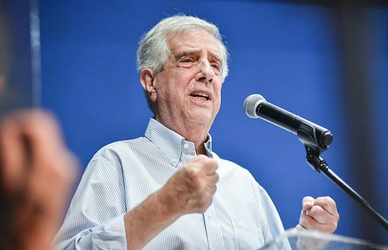 El ex presidente uruguayo sufrió una trombosis en una pierna