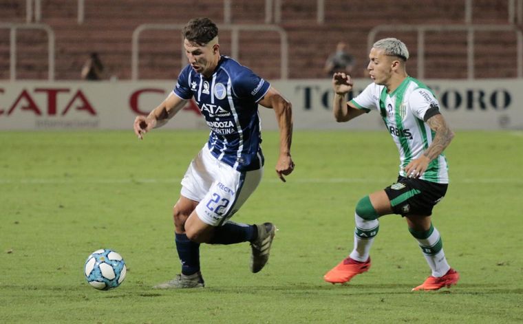 Banfield empató a Godoy Cruz y pasó a la Fase Campeonato.