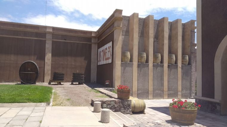 Bodega Los Toneles.