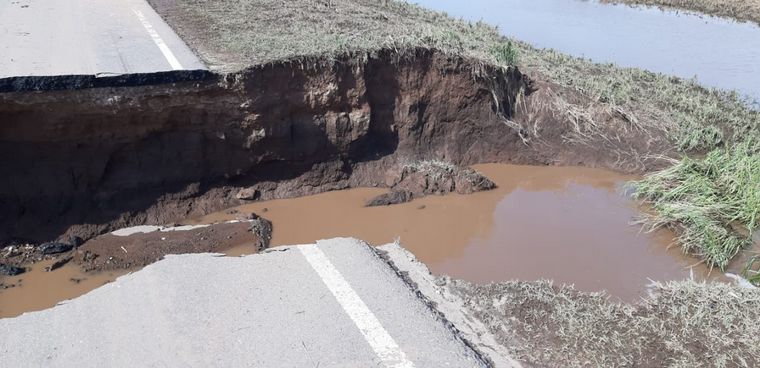 Cañada de Luque quedó aislada tras la lluvia torrencial