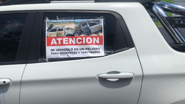 FOTO: Usuarios de Fiat Toro protestan a metros de Casa de Gobierno