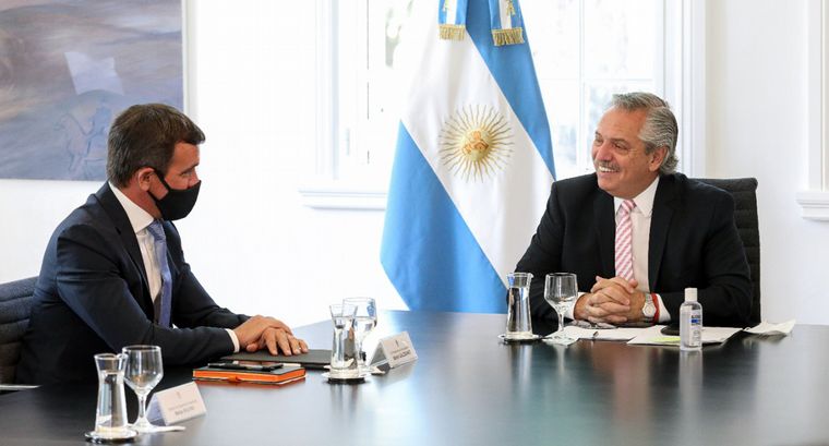 Martín Galdeano (Pte.de Ford) junto al Presidente Alberto Fernández.