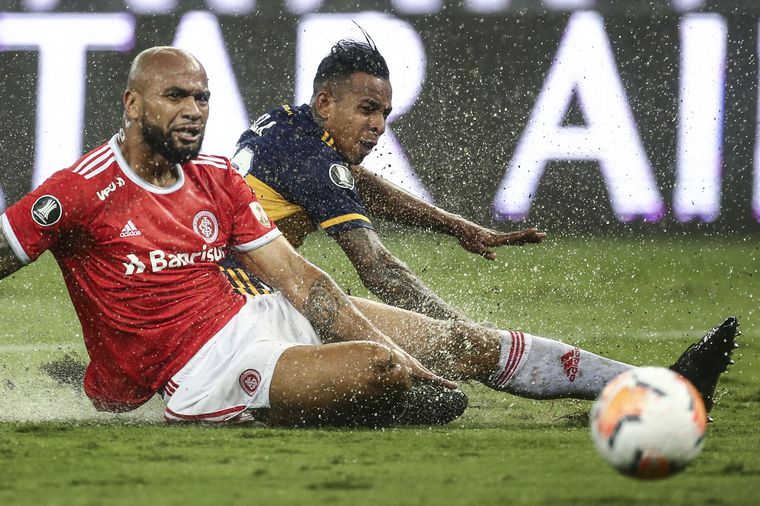 Inter recibió a Boca por la ida de los octavos de final.