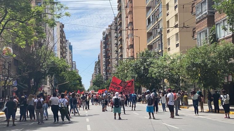 Movilización en Córdoba de organizaciones sociales