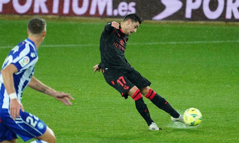 La Real Sociedad no pudo convertir y se quedó sin la punta.