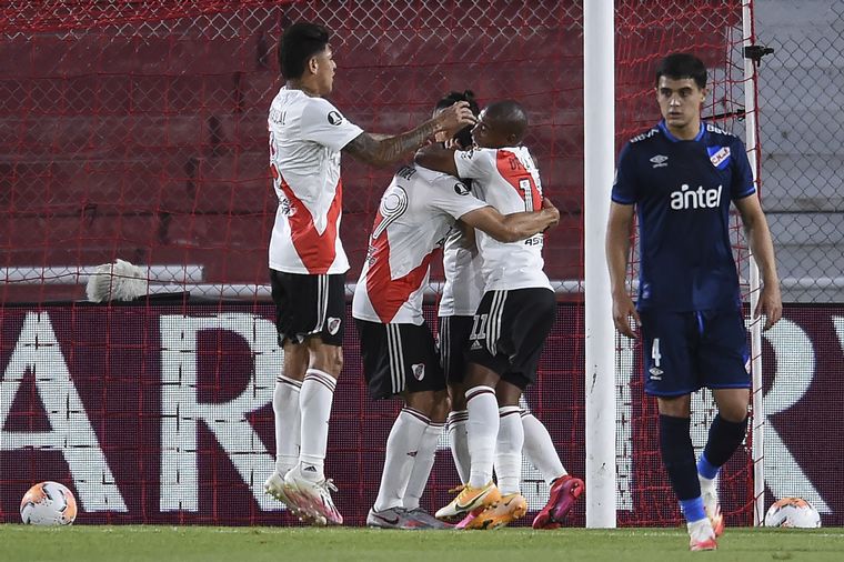 River supera a Nacional en el duelo de ida de los cuartos de la Libertadores.