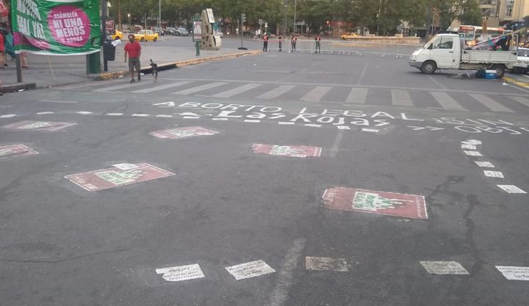 Vigilia en los alrededores del Patio Olmos de Córdoba.