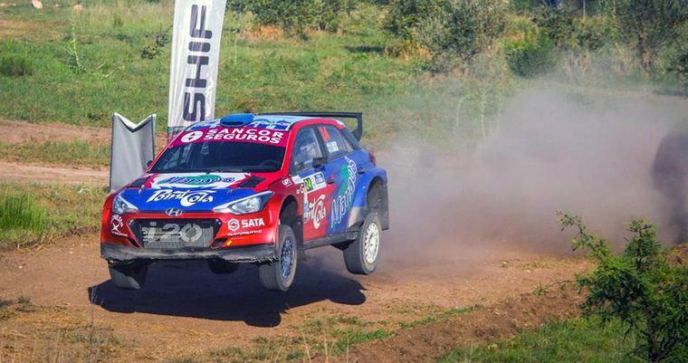 Cancio volando con su Hyunday en Córdoba para ganar la 4ª Fecha.