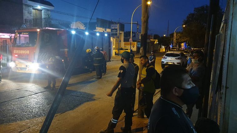 Dentro se encontraban un menor y un adulto.