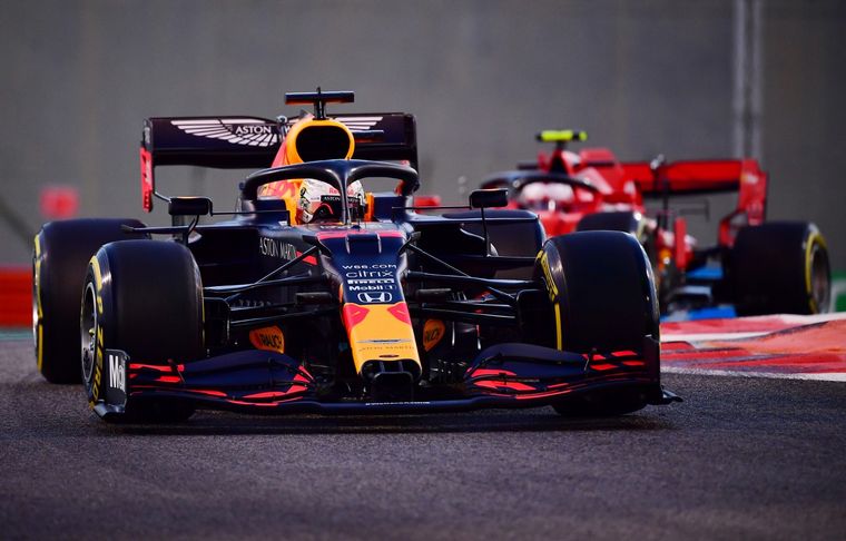 Max Verstappen y Red Bull quieren la última pole del año en Yas Marina