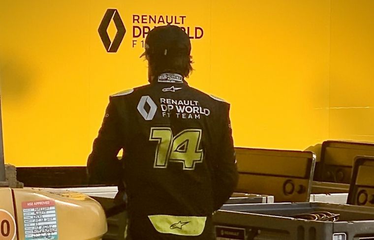 Alonso prueba con los más jóvenes para recuperar su forma,