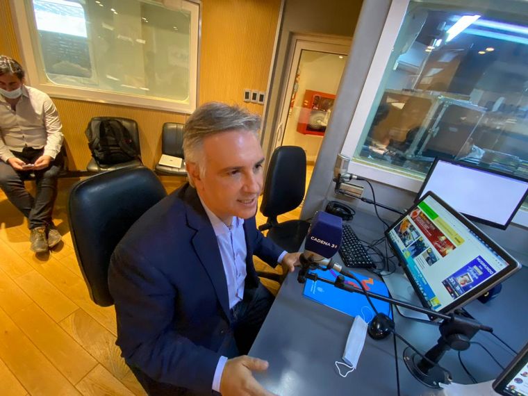 Martín Llaryora visita Cadena 3 y dialoga con Siempre Juntos.