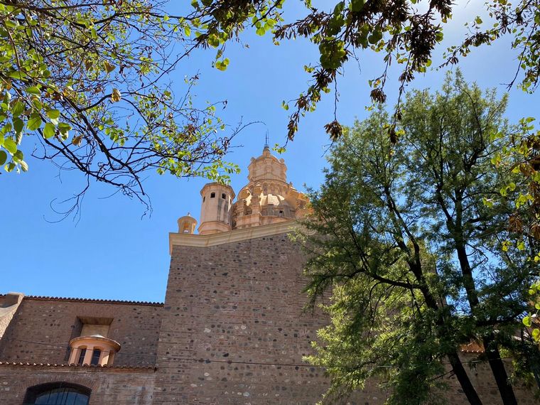 FOTO: Recorrido pedestre por el centro histórico de Córdoba