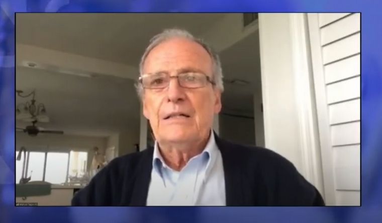 Manuel Tagle, presidente de la BCC, felicitó a los jóvenes premiados vía streaming.