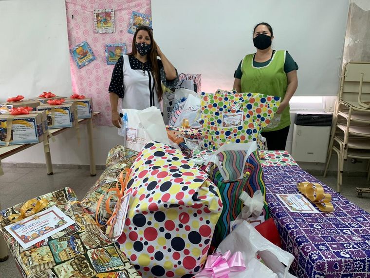 Campaña para apadrinar a un niño en Navidad