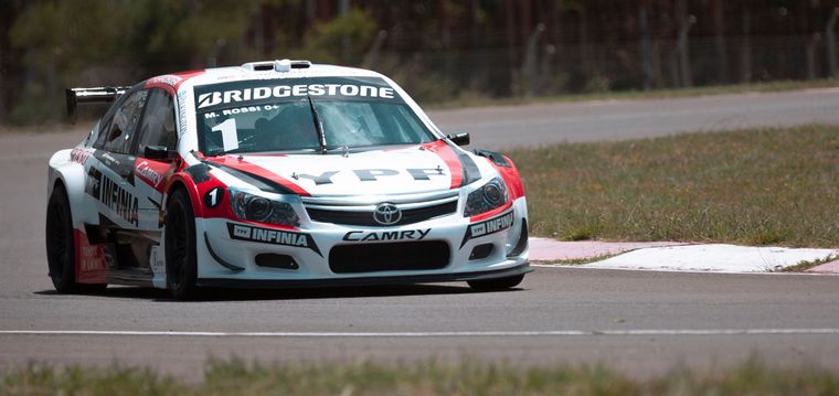 Impecable Rossi con el Camry, la pole en TRV6.