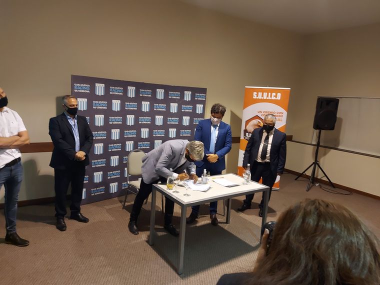 Con un convenio, Racing se proyecta como ciudad deportiva