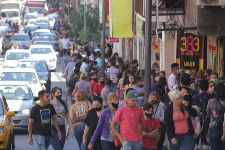 Fiebre por las compras navideñas en el centro de Córdoba.