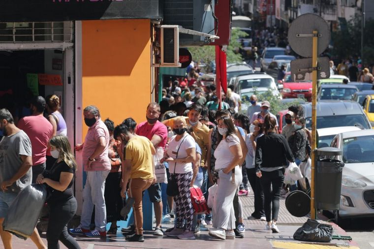 Fiebre por las compras navideñas en el centro de Córdoba.