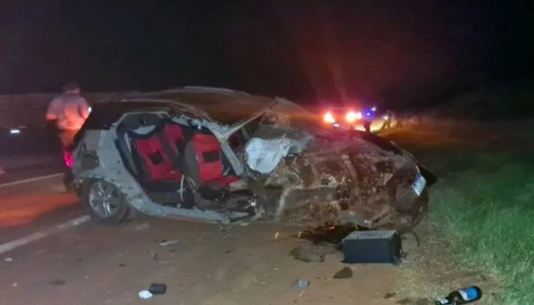 Tres muertos al chocar un auto con un camión cerca de Virasoro.