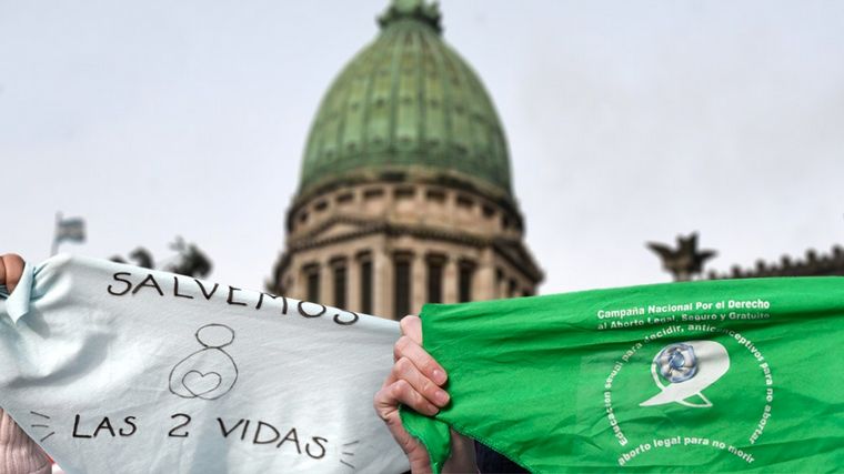Verdes y celestes convocan a vigilia por el debate IVE