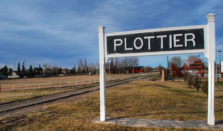 Un rayo cayó en un camping de Plottier y mató a una niña