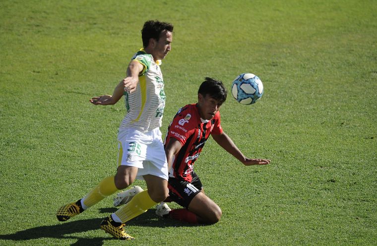 Defensa se prepara para la semifinal de la Copa Sudamericana.