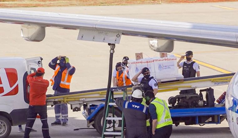 Distribución de vacunas Sputnik V en Ushuaia.