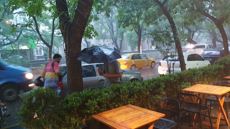 Tormenta lluvia alerta Córdoba