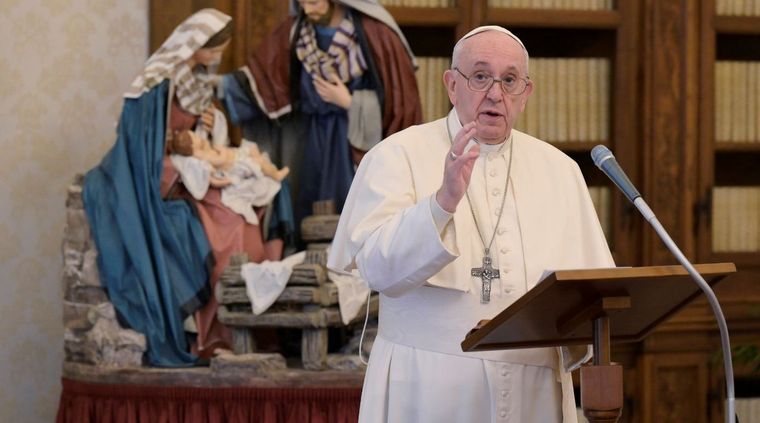 FOTO: El papa Francisco reapareció tras los 