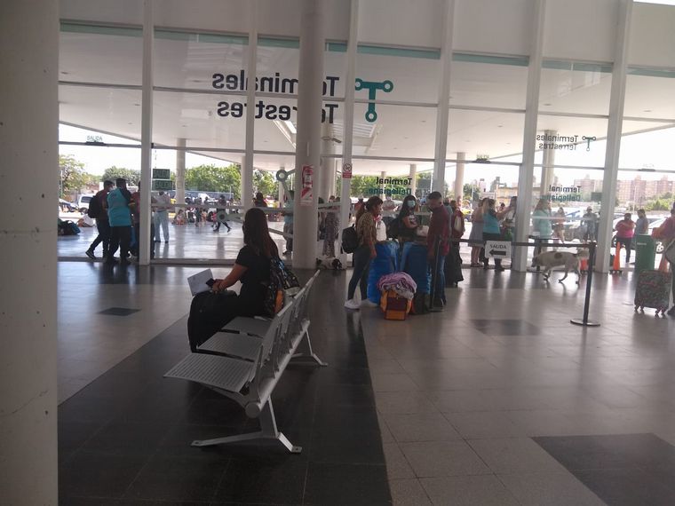 Fuerte operativo el fin de semana en la Terminal Dellepiane de Buenos Aires