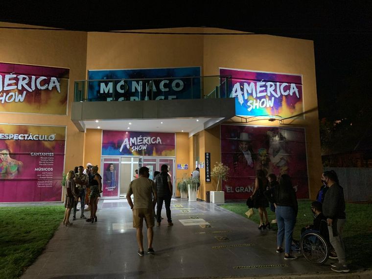 FOTO: América Show se presentó bajo protocolos en Carlos Paz